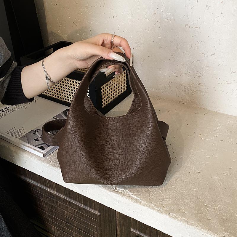 Today's popular portable bucket bag women's new fashion retro shoulder bag daily commuter messenger bag