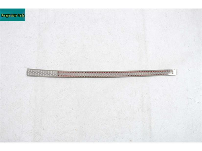 Silver Dustproof Speaker Cover for VW Sagitar L26 Front Air Vent