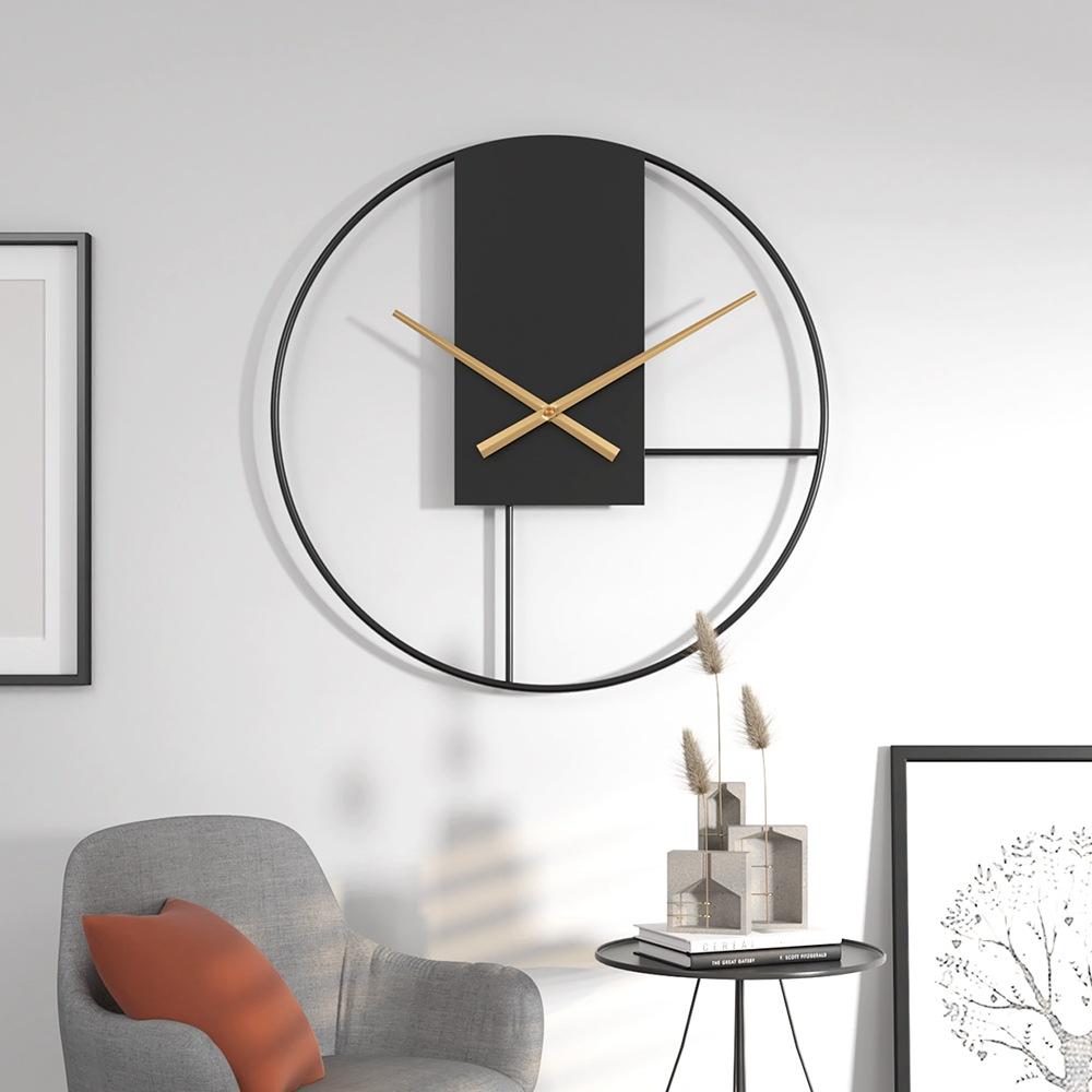 The Nordic Creative Clock, Wall Clock That Occupy the Home Sitting Room Adornment