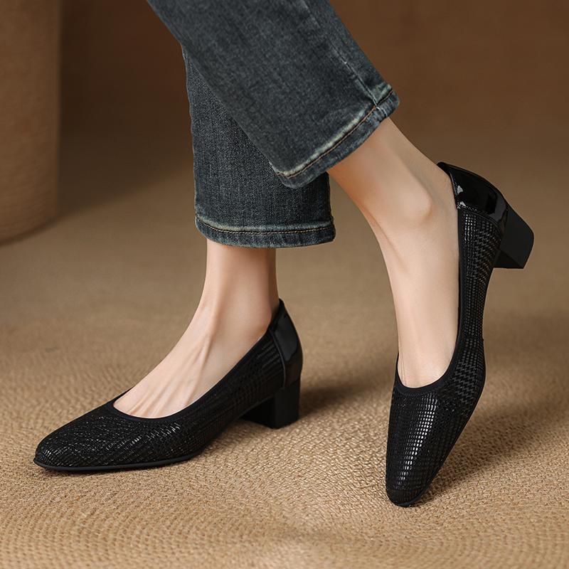 Fashion 2025 New Spring Genuine Leather Shoes Leisure Style Round Toe Med Heels Pumps Women Shoes Fashion Ladies Shoes