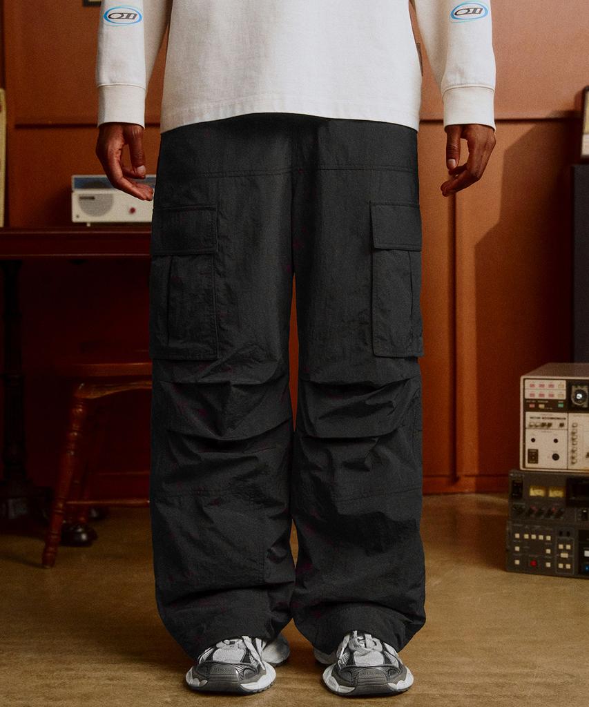 DTHIRTYONE Padded Nylon Parachute Cargo Pants (Black)