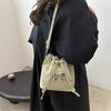 Large Capacity Stylish Shoulder Bag For Women Winter New Design Casual Bucket Bag In Black Silver Khaki Rose Pink Light Pink Blue Green White Colors
