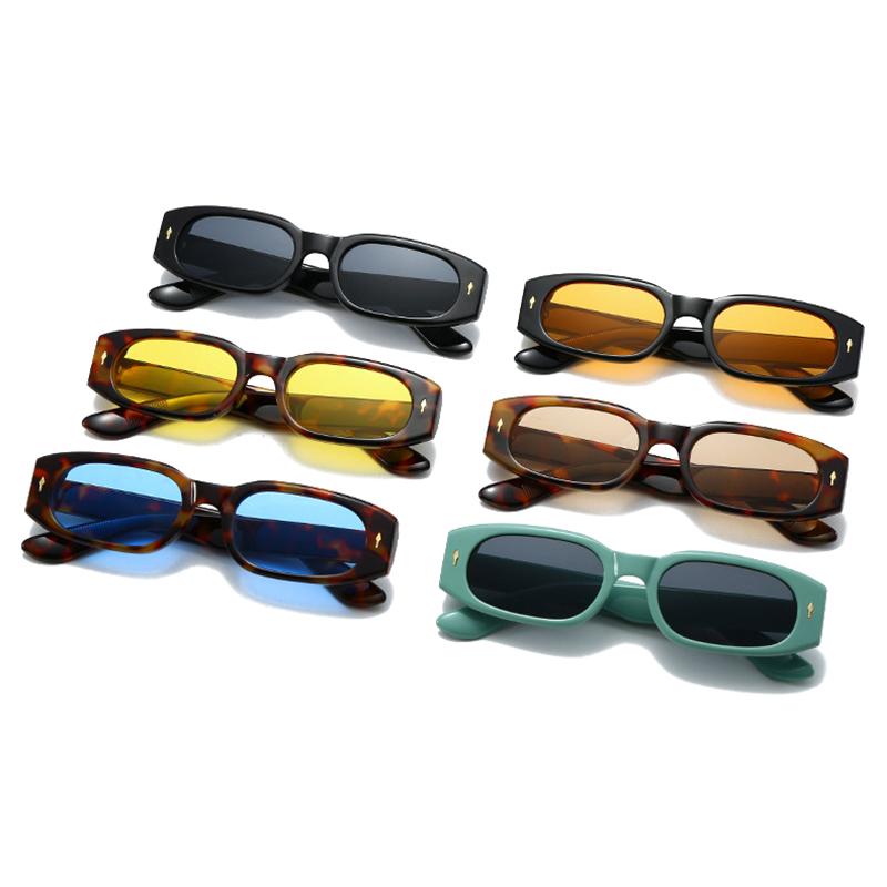 SO&EI Occhiali da Sole Rettangolari Piccoli alla Moda Donna Retro Colore Caramella Occhiali da Sole UV400 Uomo Di Tendenza Punk Borchie Occhiali da Sole