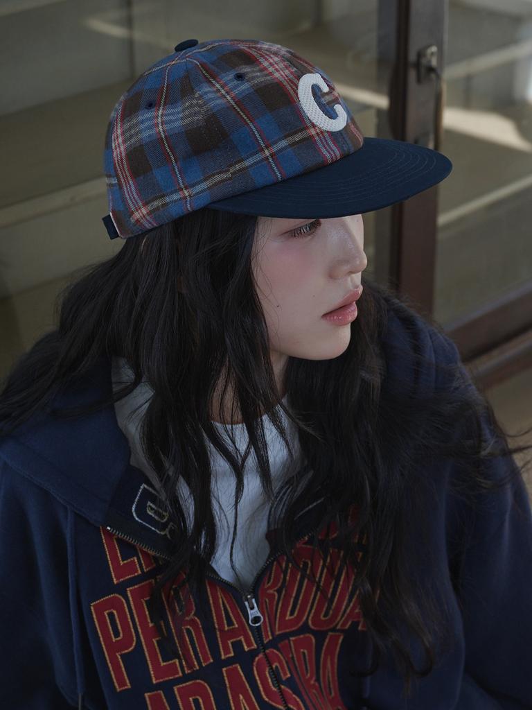 Olinkeompeulliteu C Logo Check Cap (Brown Check)