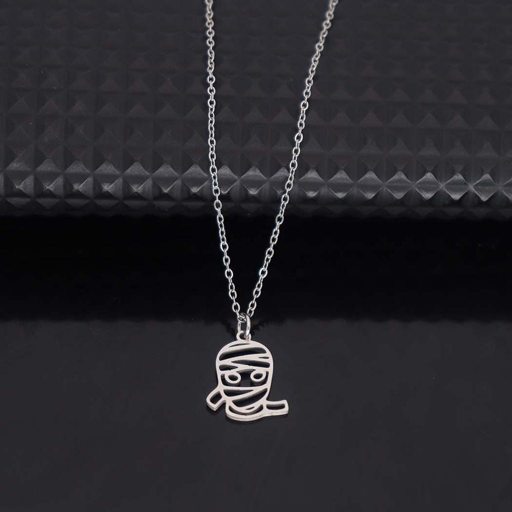 Trendy Stainless Steel Cutout Pendant Necklace for Women – Versatile Personality Clavicle Chain