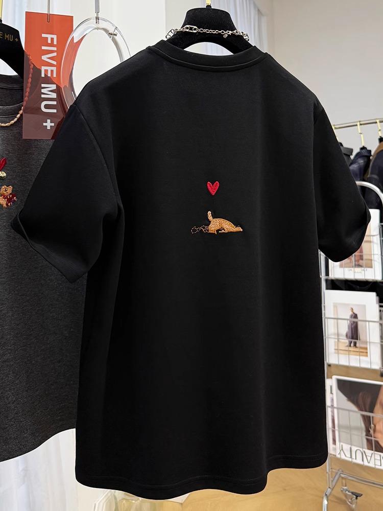 Women’s Early Spring Cartoon Embroidery Crew Neck Half Sleeve T-Shirt