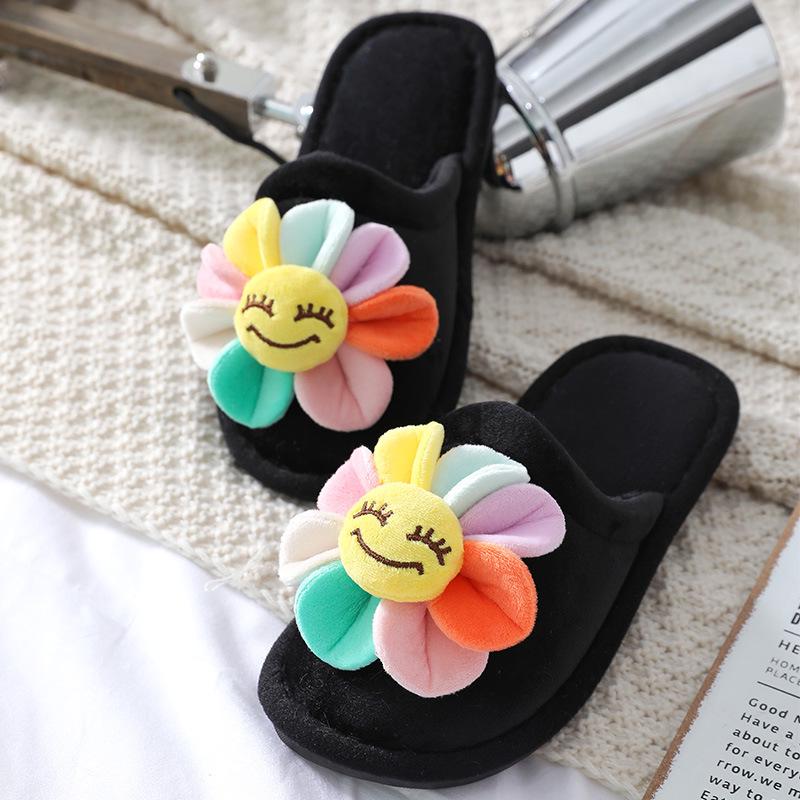 Women's Warm Non-Slip Cartoon Peach Heart Slippers for Autumn & Winter