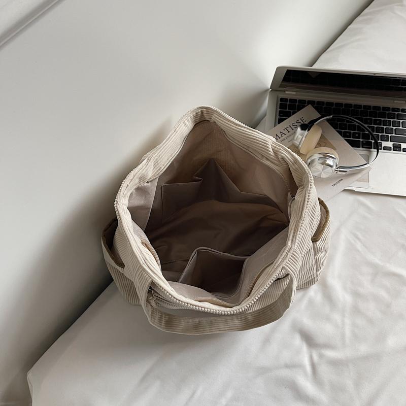 Manchesterväska Multi-Fick Pendlarväska Stor Kapacitet Axelväska Dam Bärbar Toteväska