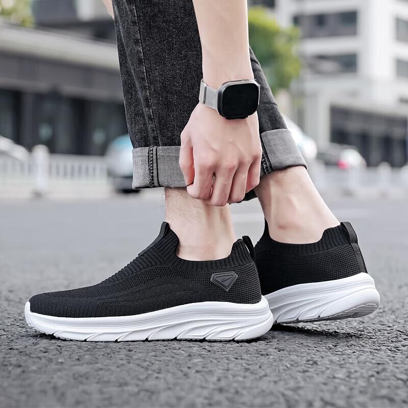 

Warrior WXY(ZA)-3150 Breathable Mesh Slip-On Shoes 42