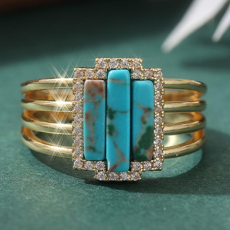 Anello da Donna Etnico Intarsiato con Zirconi Bianchi e Turchese Sintetico, Colore Oro Vintage, Geometria, Gioiello Quotidiano, per Feste, Regalo di Anniversario