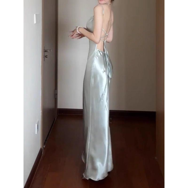 Dámské saténové maxi šaty na tenká ramínka s véčkovým výstřihem, přiléhavé večerní šaty