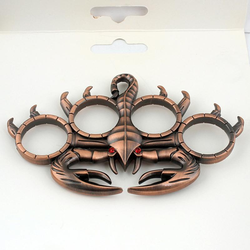 Punk Style Anti-Attack Ring For Men Lobster Claw Design Large 4-Hole Connected Ring Fashionable Jewelry Accessory
