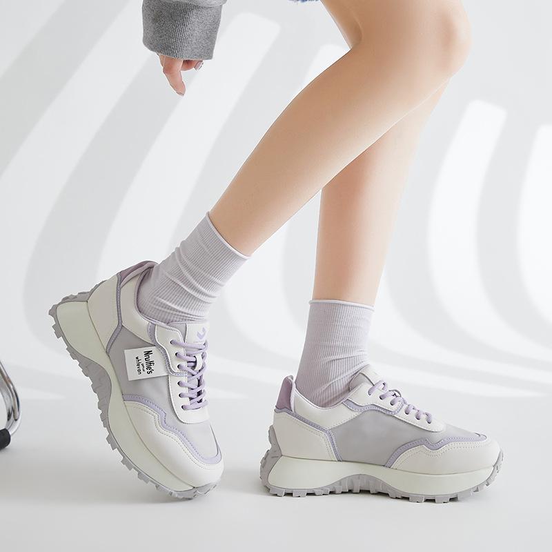 Sneakers girls retro Korean version summer new low-top casual sneakers comfortable non-slip heightening waffle shoes women
