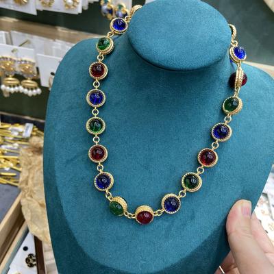 Medieval Vintage Retro Fashion Light Luxury Elegant Personality Design Natural Stone Colored Glazed Stone Necklace