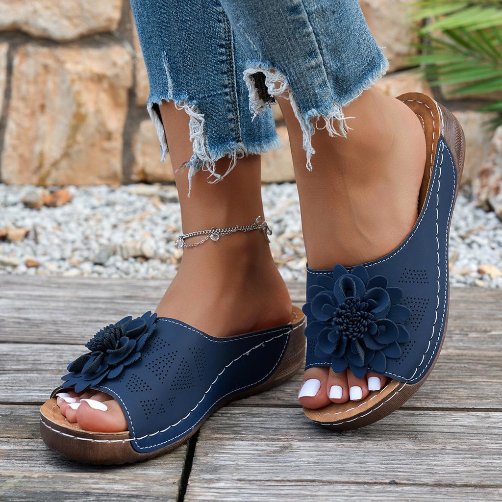 Wedge Slippers Women's Summer 2025 New Flower Cut-out Platform Plus Size Open-toe Sandals