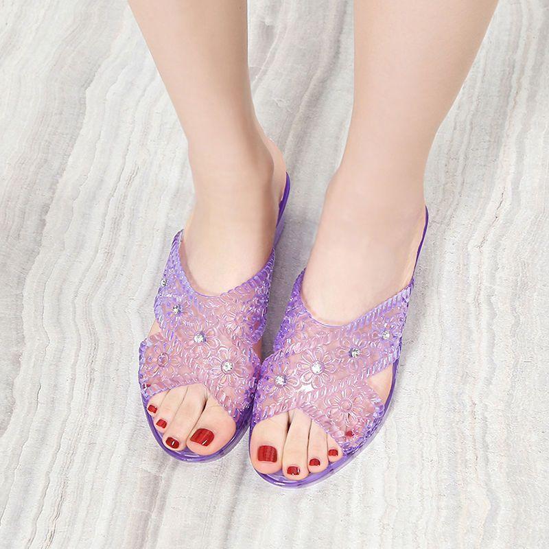 Anti Slip Slope and Crystal Jelly Thick Soled High-heeled Sandals for Women's Summer Outdoor Wear Fashionable and Versatile Transparent One-piece Mop