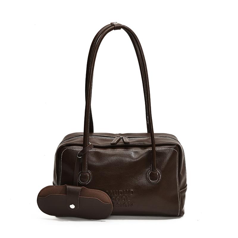 Small and simple square bag for women  casual shoulder bag for armpit manual  crossbody  new for autumn and winter