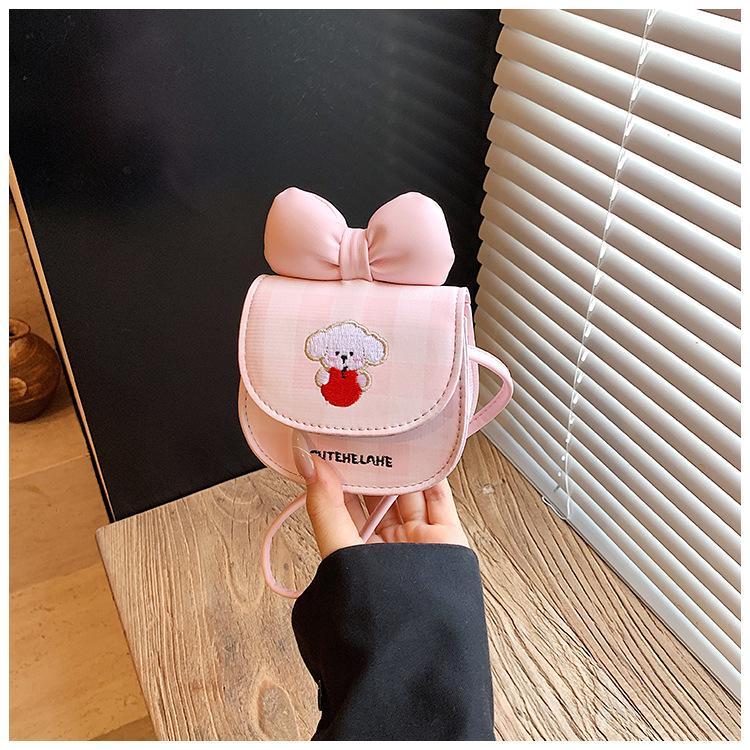 High sense niche mini bag women's summer new fashion cartoon messenger bag mouth red envelope