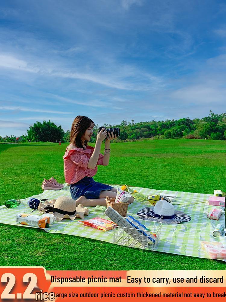 Tapis de Pique-nique Portable d'Extérieur - Imperméable, Épais, Parfait pour le Camping, la Plage ou les Sorties Printanières