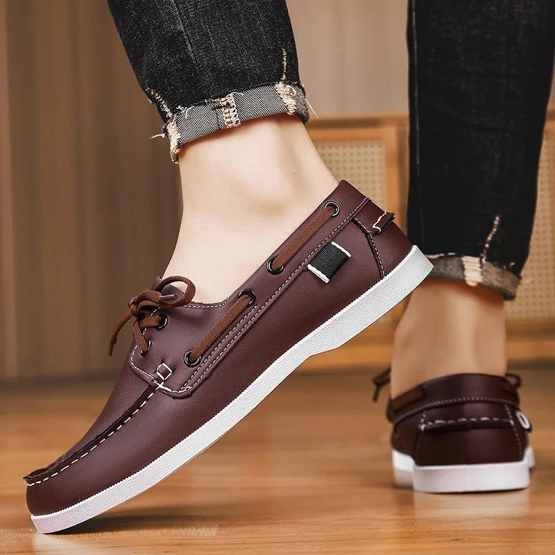 2025 Braune Retro-Leder-Mokassins Herren Business Casual Schuhe Herren Designer Gesellschaftsschuhe Herren Slipper Fahrschuhe Übergröße 48