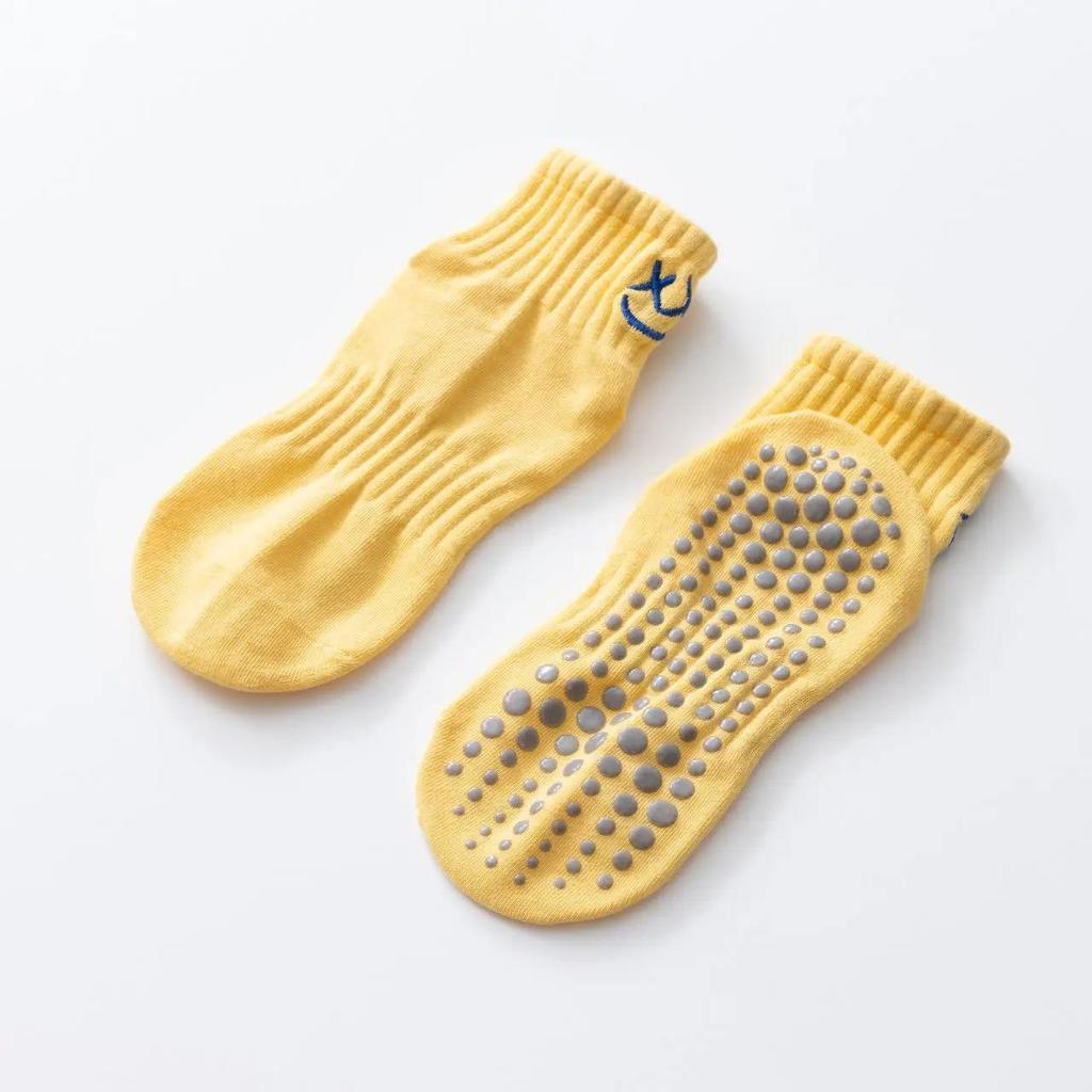 Neue feste Farbe, einfache, rutschfeste, atmungsaktive Yogasocken, Pilatessocken für Damen, Indoor-Tanz, Fitness, Gymnastik, Training, Sport-Socken