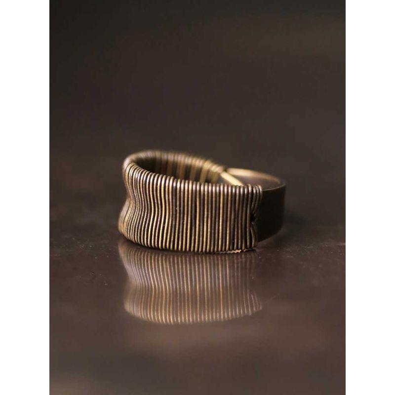 

Кольцо из меди, выполненное в технике намотки проволоки, с состаренной отделкой, в особом трендовом стиле Male free size