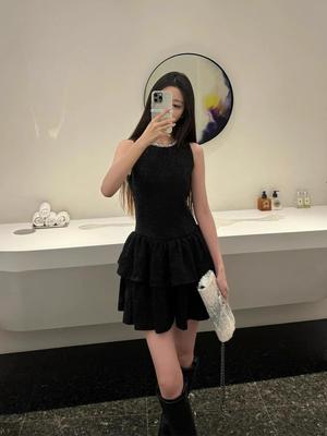 French Small Fragrant Style Black Vest Neck Dress Female Summer Small Temperament Waist Thin Birthday Cake Dress