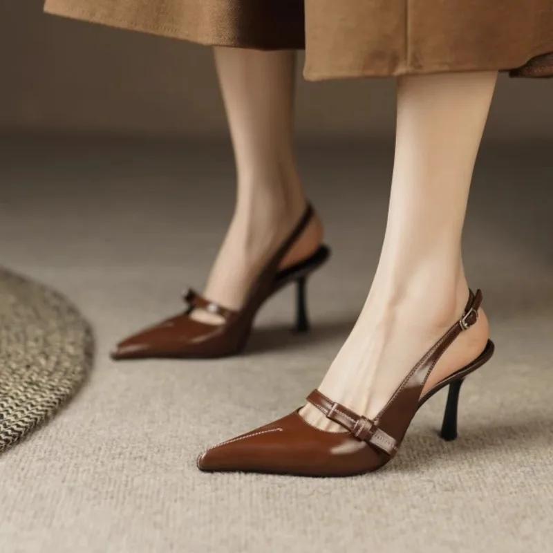 2025 Ladies Shoes Buckle Strap Women's High Heels New Best Seller Office and Career Hot Sale Retro Closed Toe Sandals