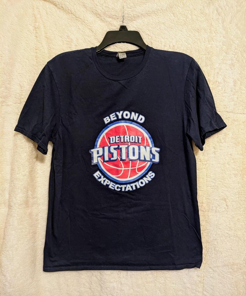 Detroit Pistons T Shirt Navy Blue Sz M
