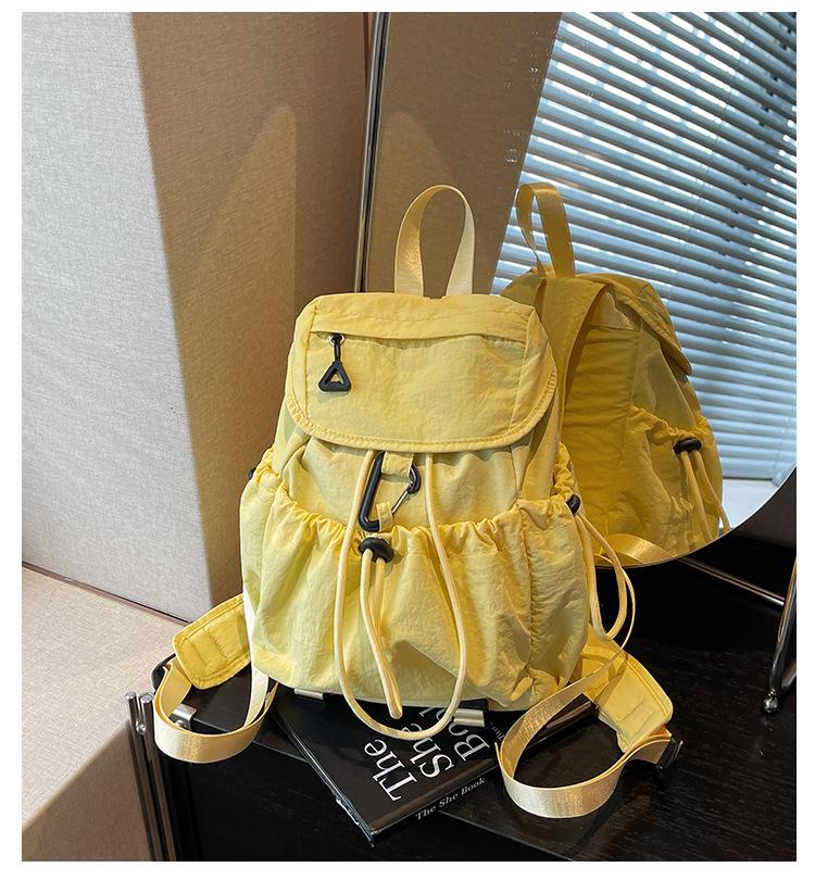 Korean Women's 2025 Casual Drawstring Backpack: Lightweight Small Schoolbag for Students