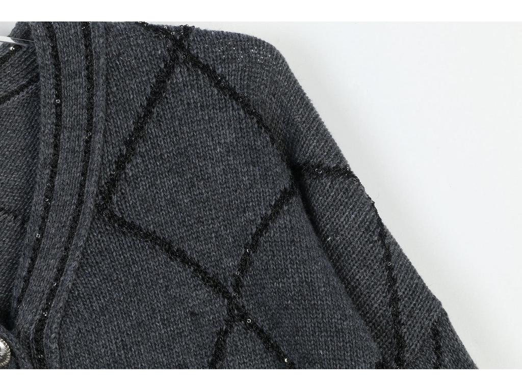 French Spring Diamond Sequin V-Neck Cardigan: Versatile, Loose-Fit, Fashionable Knit Jacket