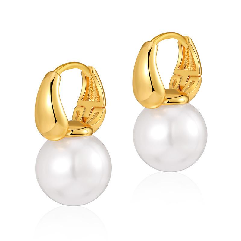 Trendy european and american style 18k gold plated brass pearl earrings - elegant stud earrings with shell pearls