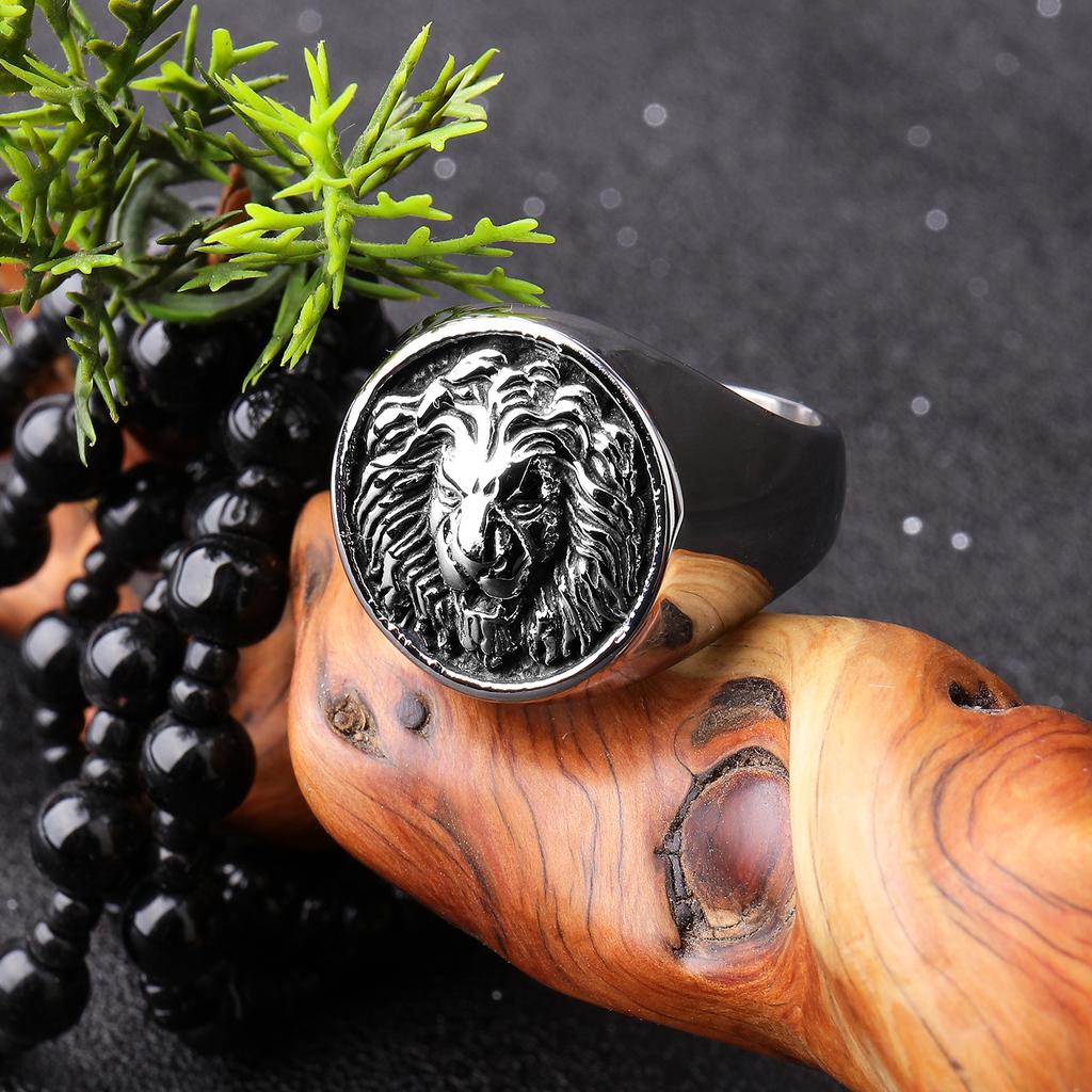 Vintage Lion Head Stainless Steel Mens Ring Bold Animal King Titanium Steel Ring for Men Stylish Jewelry