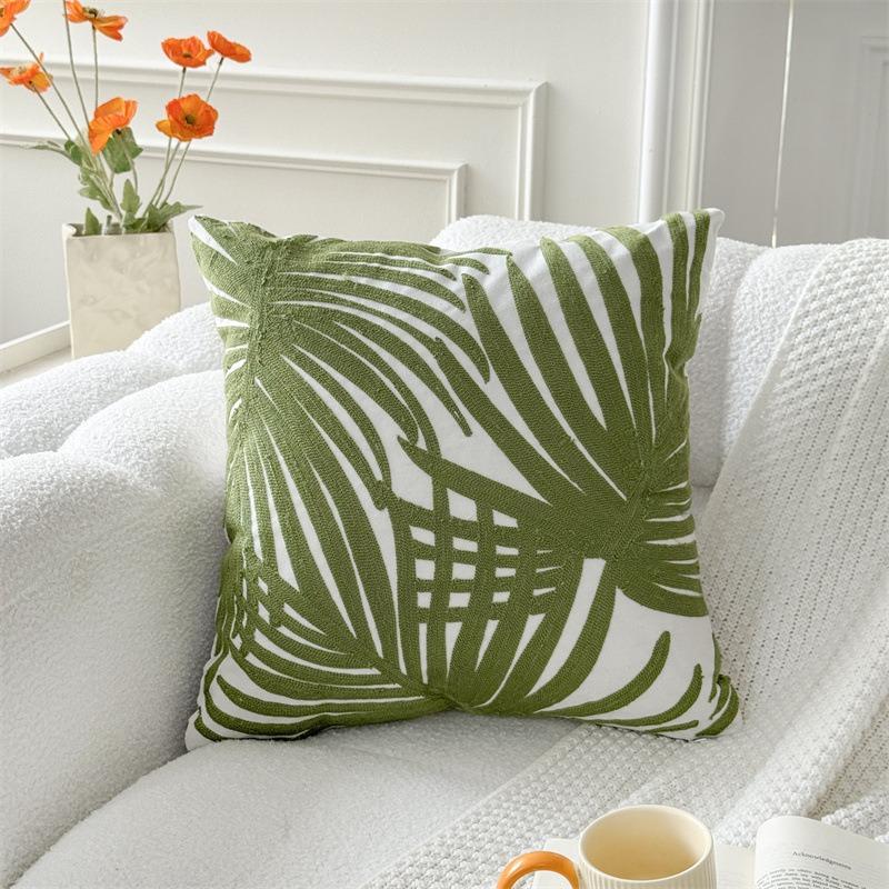 Pastoral Daisy Floral Cushion Cover Peach Skin 2D Printed Pillowcase Decorative Throw Pillows For Couch Living Room Home Decor