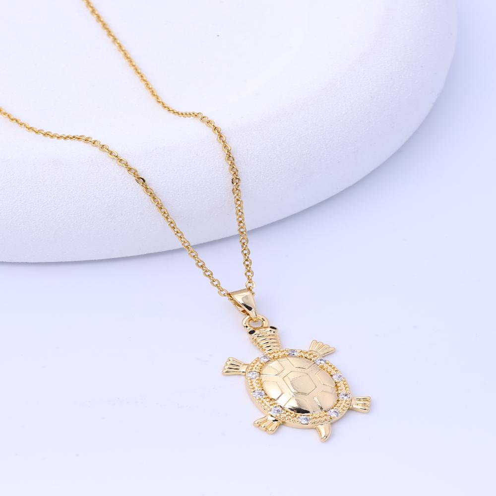 European and American cross-border new hot selling temperament niche turtle pendant necklace micro inlaid with zircon autumn and