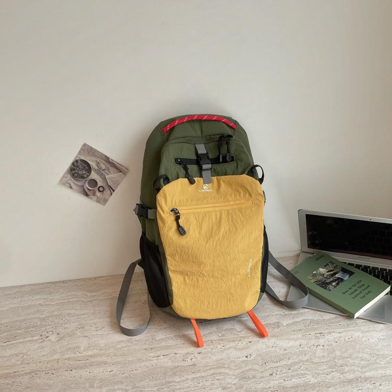 Schoolbag simple color matching backpack women's 1011 new large capacity hiking bag outdoor travel backpack