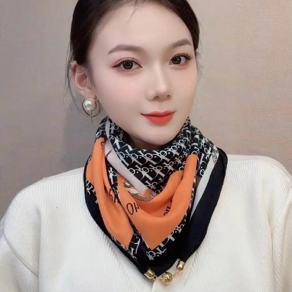 Magnetic buckle cotton and linen small square scarf silk scarf women's spring and autumn versatile neck protection scarf triangular scarf new warm sca