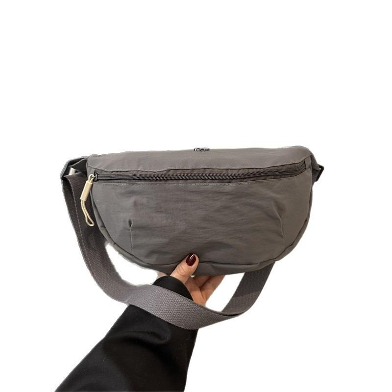 New Shoulder Messenger Bag Solid Color Casual Simple Light Versatile Large Capacity Dumpling Bag Wide Shoulder Strap Breast Bag