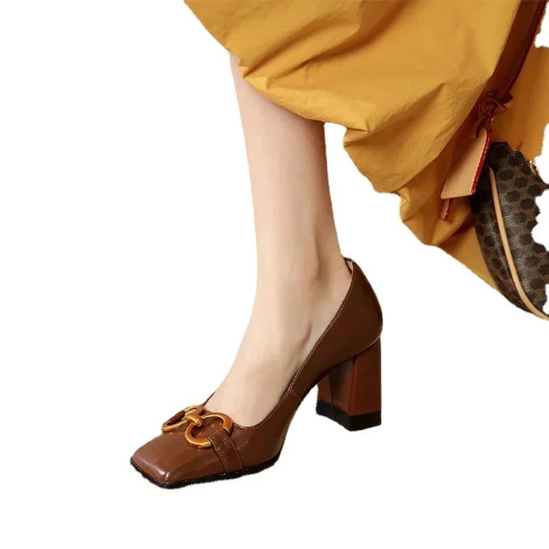 Women Retro Leather Platform Pumps Women Elegant Square Heels Mary Jane Shoes Female Design Metal Buckle High Heeled Shoes