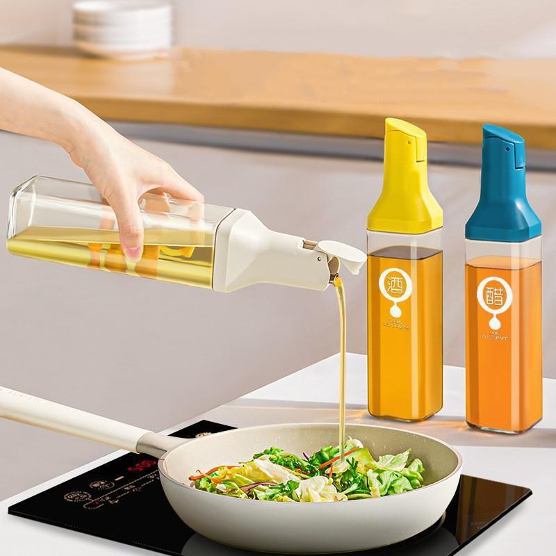 1 bottiglia di olio d'oliva quadrata da 500 ml, dispenser per olio da cucina, dispenser automatico per aceto, dispenser per salsa di soia a prova di perdite