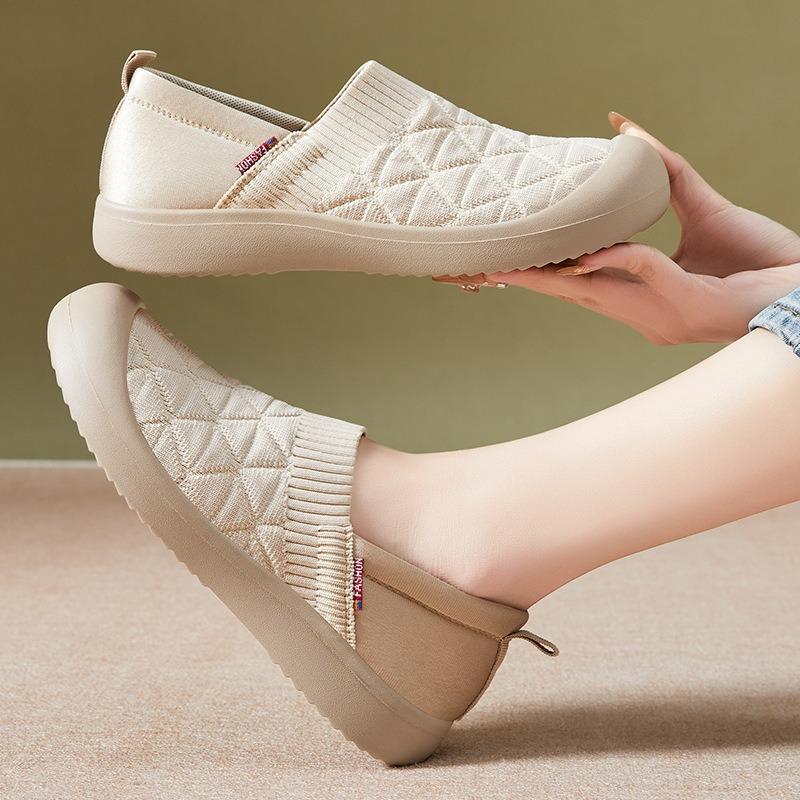 Shoes women's summer new one-pedal old Beijing cloth shoes lightweight flat shoes soft sole comfortable versatile mother shoes
