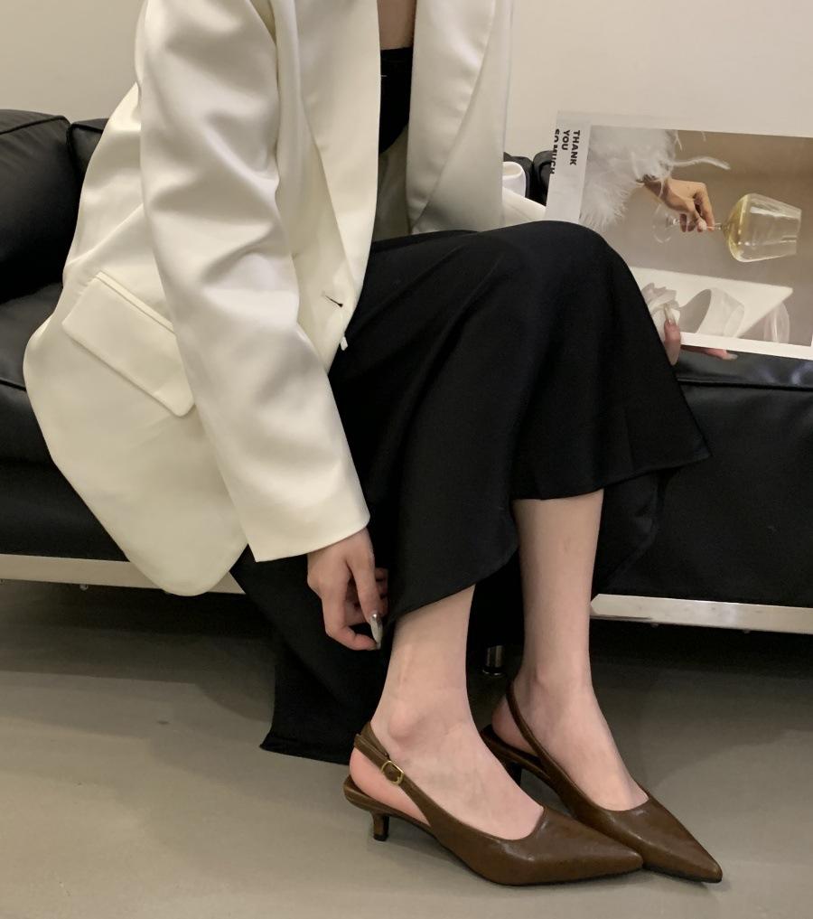 2025 spring and summer new women's shoes shallow mouth bag head thin heel empty sandals European and American medium and low heel shoes versatile bl