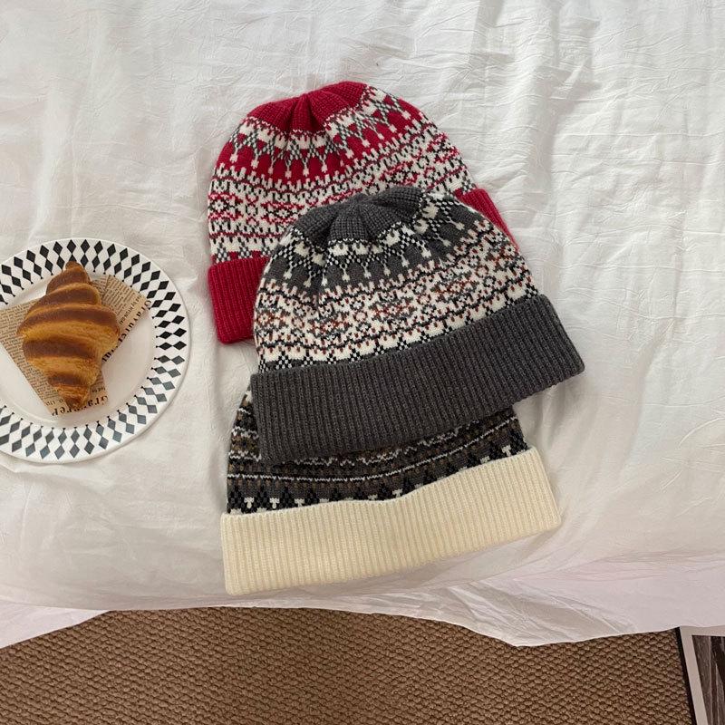 Vielseitige Damen Wollstrick-Wintermütze – Winddicht, weich und stilvoll für Pendler