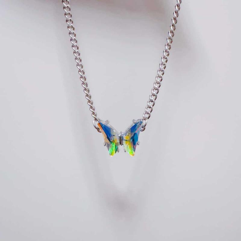 Gradient Butterfly Necklace - Women's Luxury Choker with Clavicle Chain, Elegant Niche Design, New Style