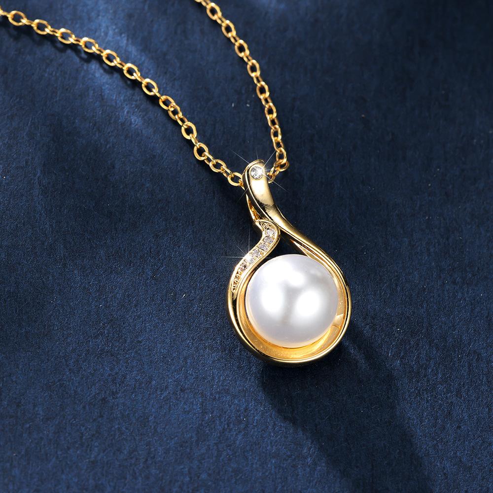 Elegante Perlenkette mit Anhänger Design Sinn Diamant Tropfen Anhänger Temperament Vielseitiger Schmuck