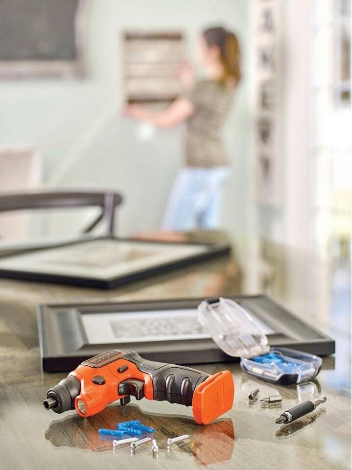 Импульсный шуруповёрт Black & Decker BDCSFS30C
