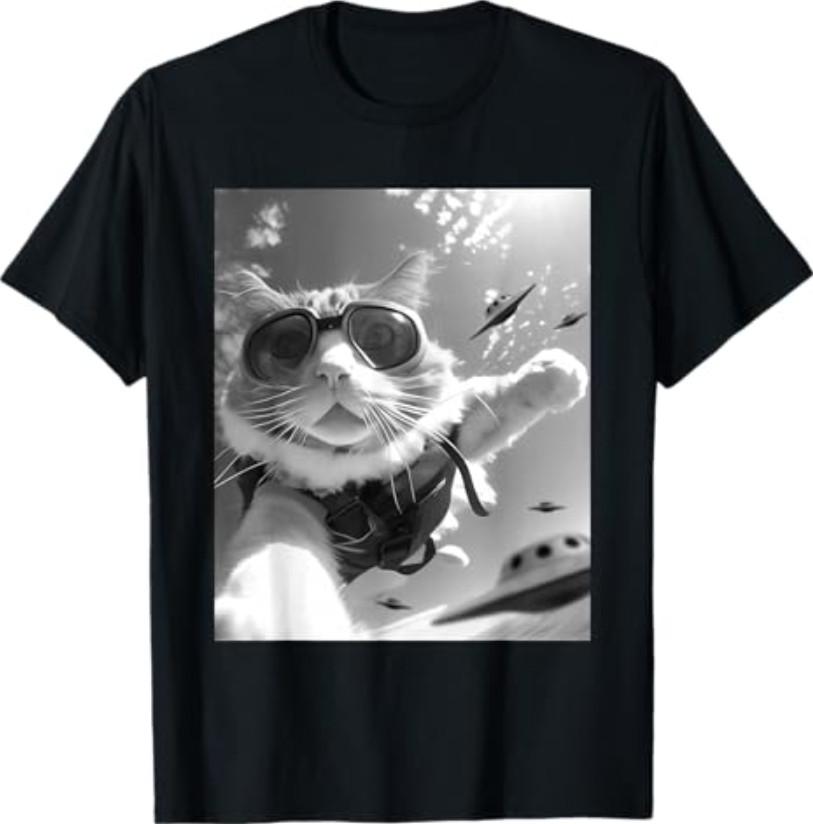 Funny Skydiving Cat Selfie with Alien UFOs T-Shirt S