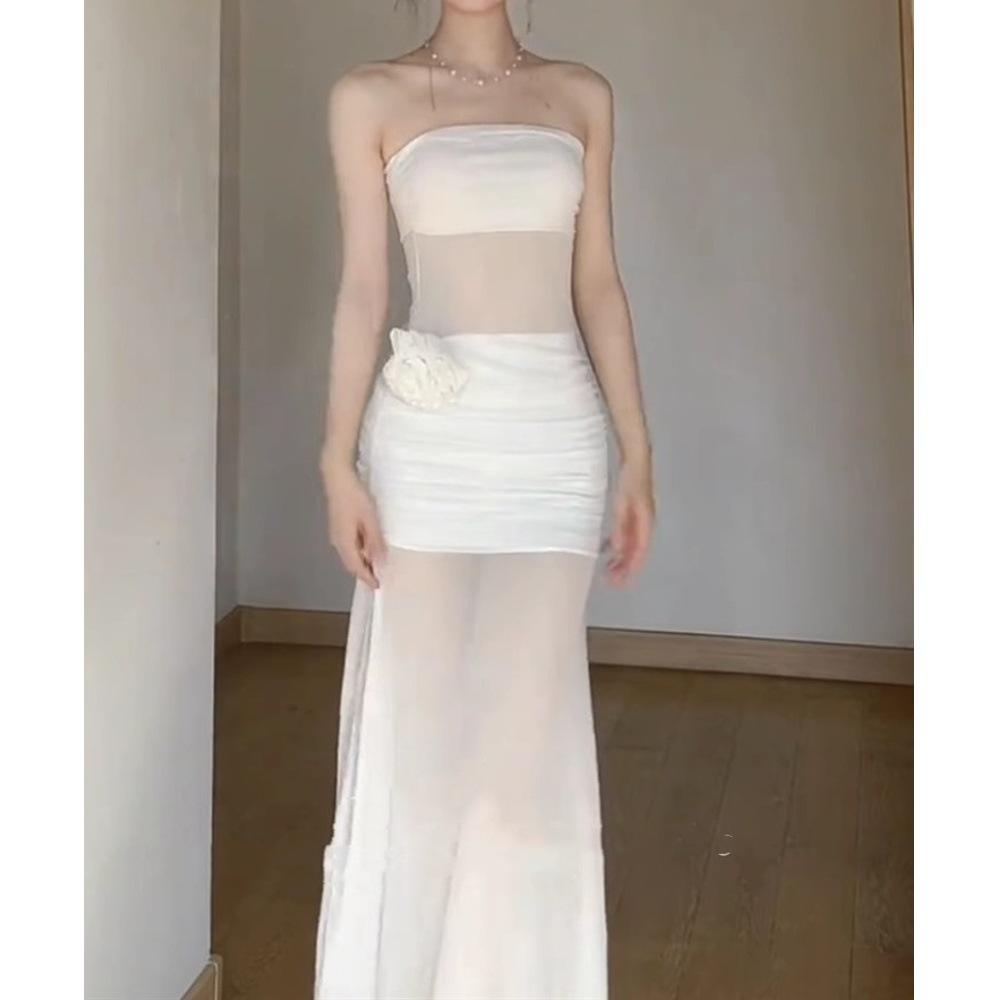 French Pure Desire Temperament Perspective White Mesh Flower Tube Top Dress Women's Seaside Vacation Temperament Hip-wrapped Dress