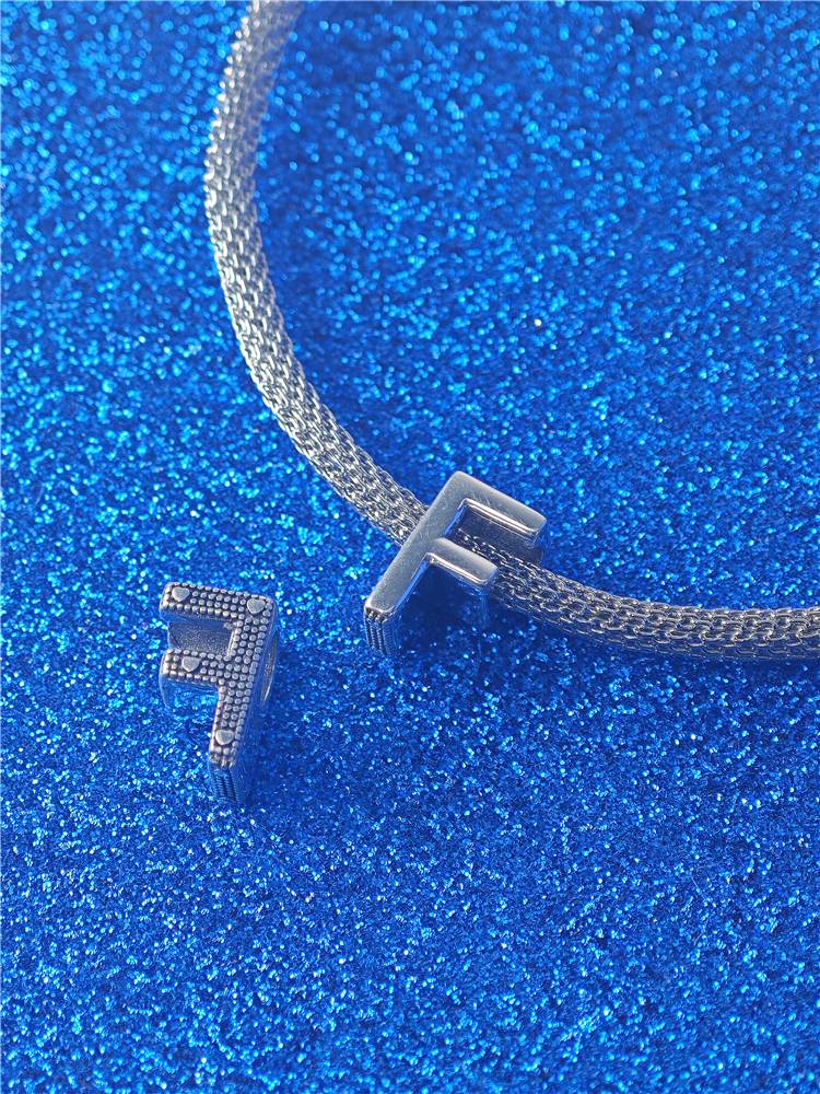 26 English Letters on The Back Love Zircon copper for Women Diy Authentic Bracelets Accessories Jewellery Making Gift