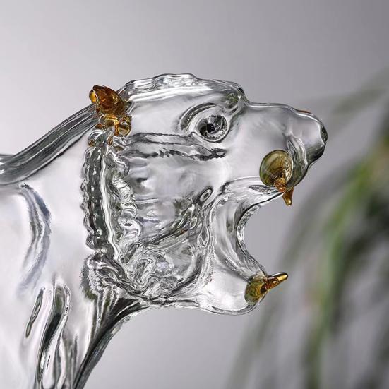 Szklana Karafka na Whisky Tygrys Odporna na Ciepło i Zimno Ręcznie Robiona do Alkoholi 500/1000ml Karafka Unikalna Karafka na Alkohol Prezent na Wino Whisky Rum